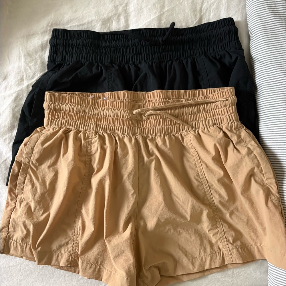 (2pair) Columbia Boundless Trek Active Short 3”